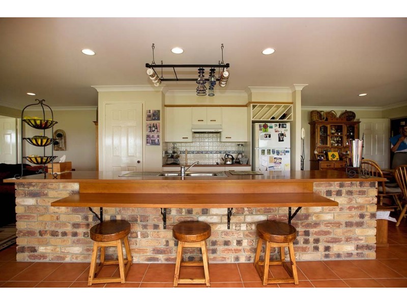 4 Snowgum Dr, Bilambil Heights NSW 2486