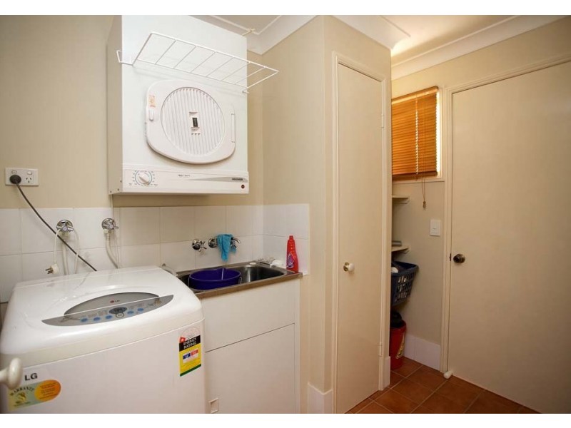 4 Snowgum Dr, Bilambil Heights NSW 2486
