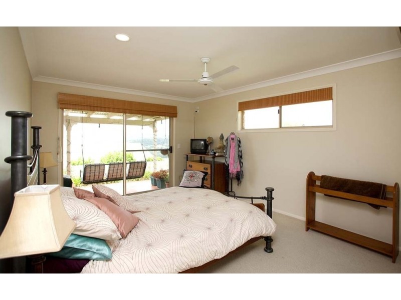 4 Snowgum Dr, Bilambil Heights NSW 2486