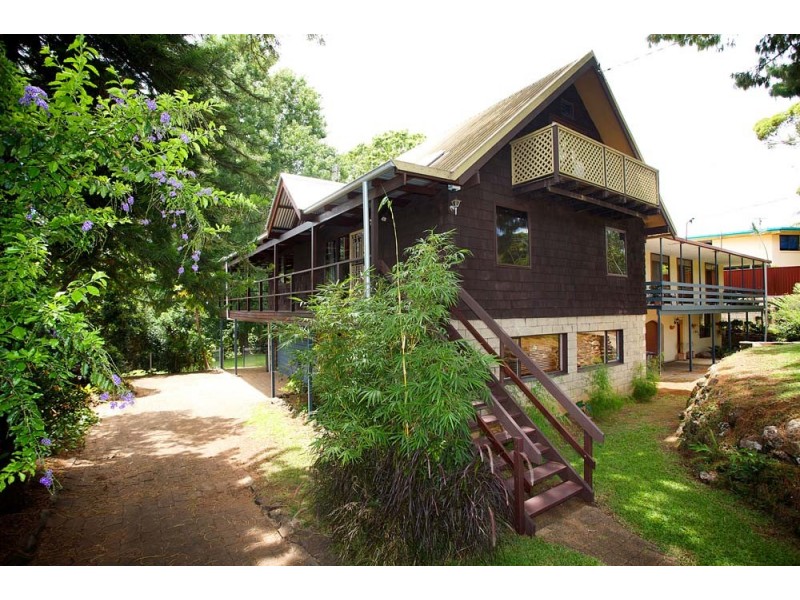 26 Simpson DR, Bilambil Heights NSW 2486