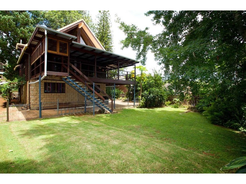 26 Simpson DR, Bilambil Heights NSW 2486