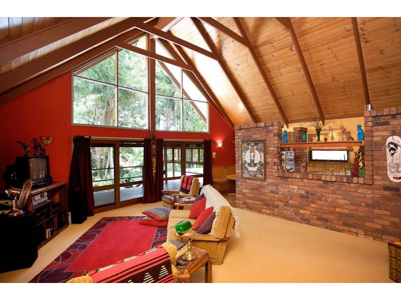 26 Simpson DR, Bilambil Heights NSW 2486