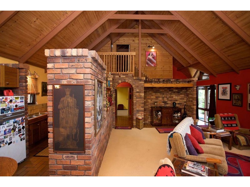 26 Simpson DR, Bilambil Heights NSW 2486