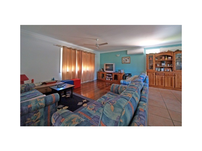 5 The Lakes Drive, Tweed Heads West NSW 2485