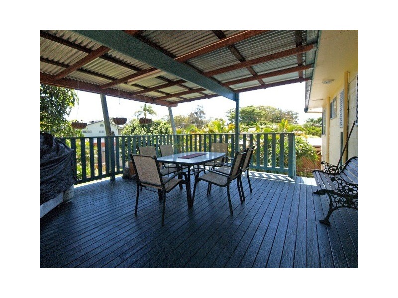5 The Lakes Drive, Tweed Heads West NSW 2485