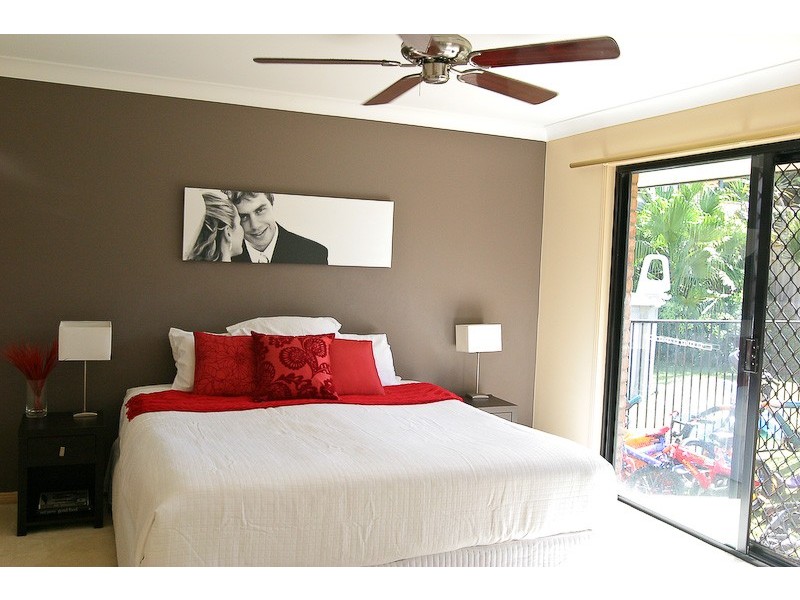 24 Port Drive, Tweed Heads South NSW 2486