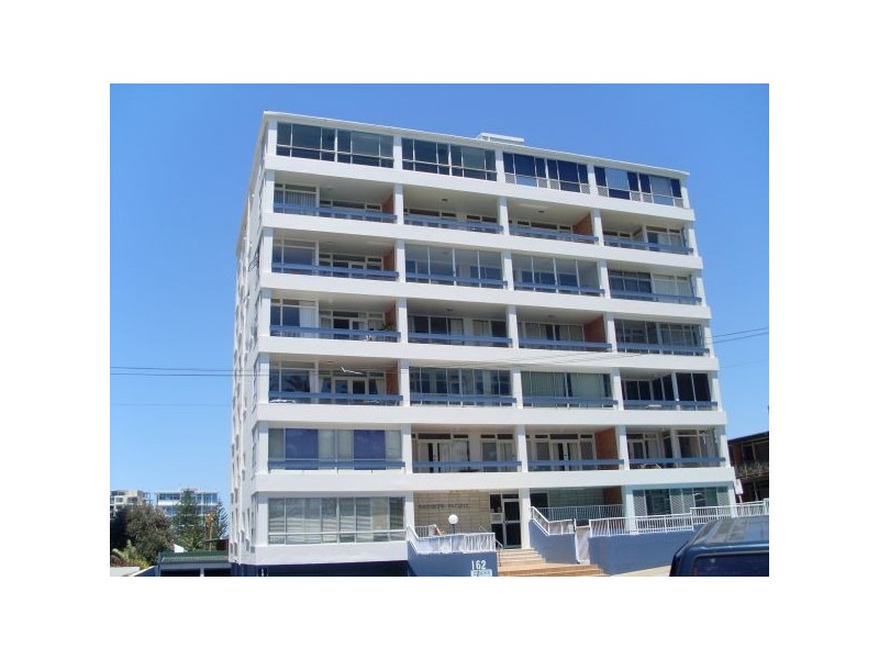 17/162 Marine Parade, Rainbow Bay QLD 4225