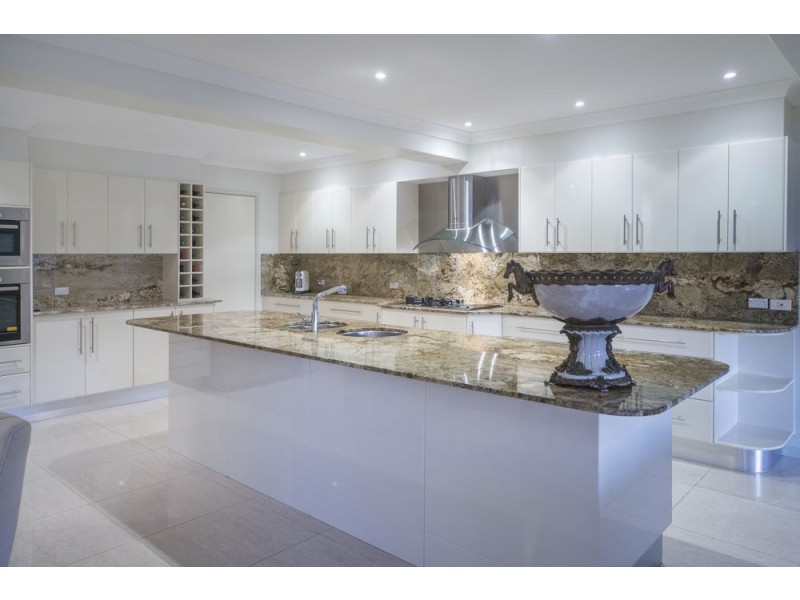15 Chinderah Bay Drive, Chinderah NSW 2487