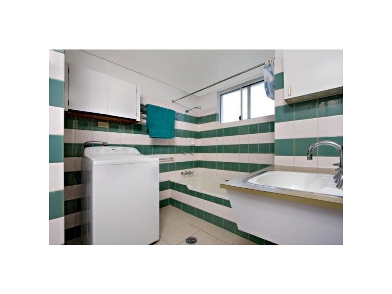 7/140 Marine Pde, Coolangatta QLD 4225