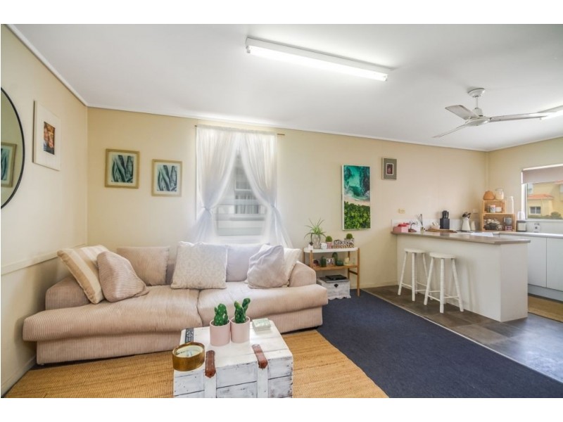 3/237 Boundary Street, Coolangatta QLD 4225