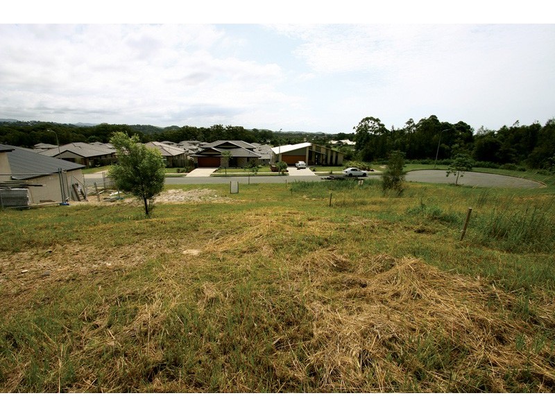 8 Wren Court, Tweed Heads South NSW 2486