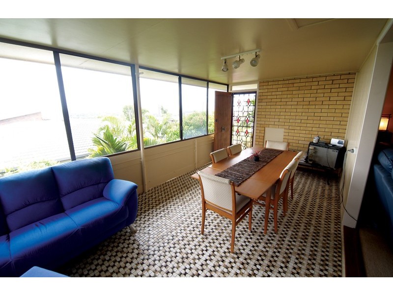 7 Walter Crescent, Banora Point NSW 2486