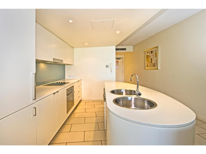 303/3 Mclean Street, Coolangatta QLD 4225
