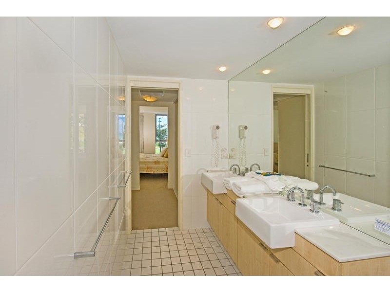 303/3 Mclean Street, Coolangatta QLD 4225