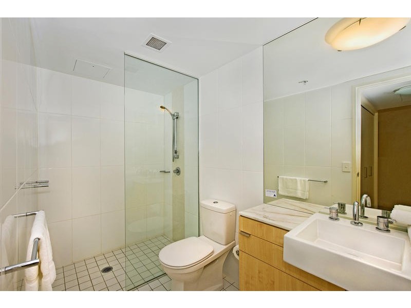 303/3 Mclean Street, Coolangatta QLD 4225
