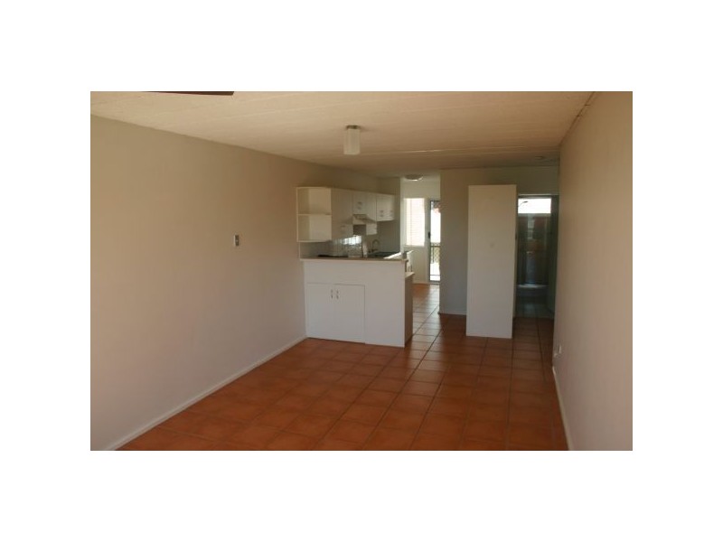 10/30 Powell Crescent, Coolangatta QLD 4225