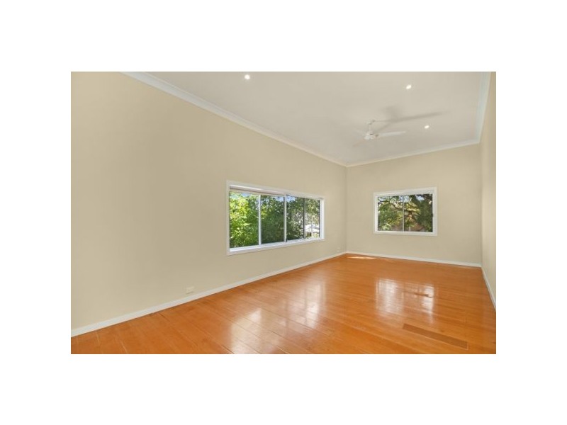 20 Stapylton Street, Coolangatta QLD 4225