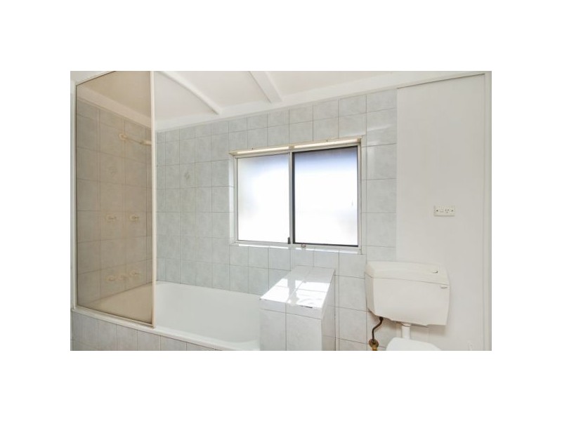 20 Stapylton Street, Coolangatta QLD 4225