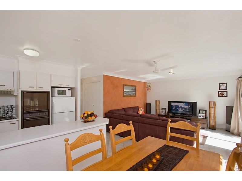 10 The Grove, 2 Binya Avenue, Kirra QLD 4225