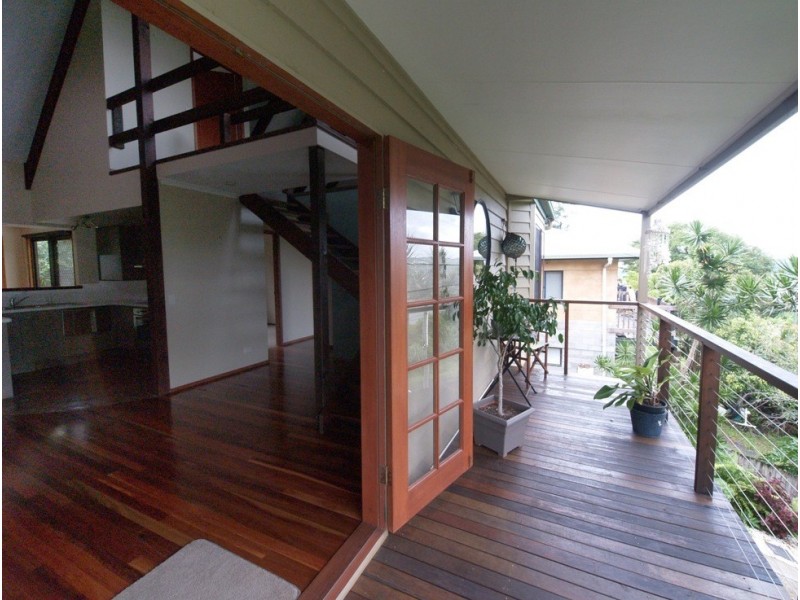 42 Broadwater Esplanade, Bilambil Heights NSW 2486