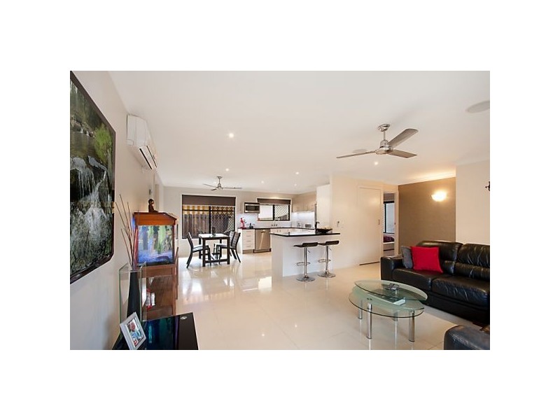 1/30 The Lakes Drive, Tweed Heads NSW 2485