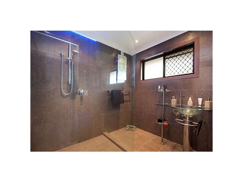 1/30 The Lakes Drive, Tweed Heads NSW 2485