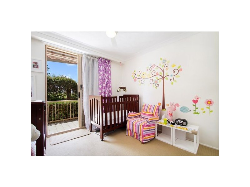 2/6 Petrie Street, Rainbow Bay QLD 4225