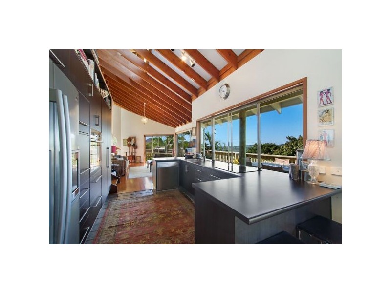 38 Broadwater Esplanade, Bilambil Heights NSW 2486