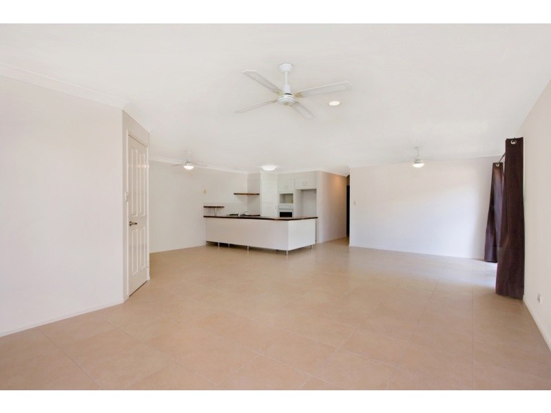 2/11 Parkland Place, Banora Point NSW 2486