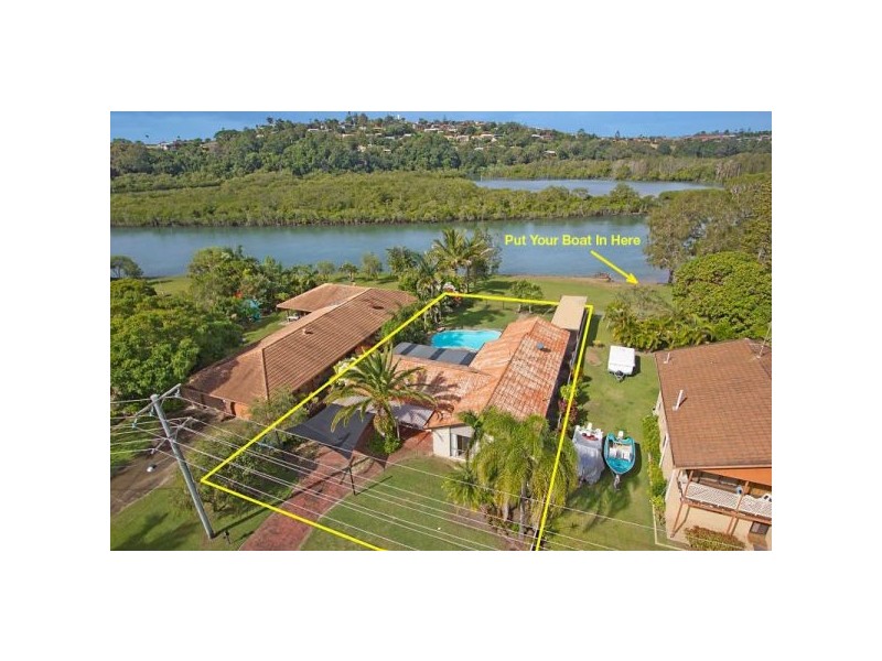129 Sunset Blvd, Tweed Heads West NSW 2485