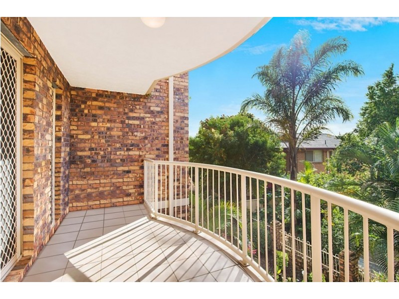 13/9 Ocean st, Coolangatta QLD 4225