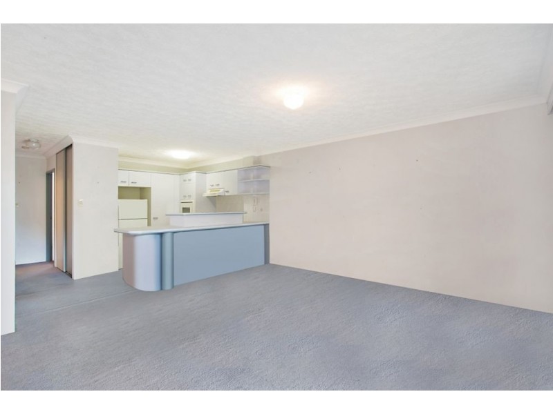 13/9 Ocean st, Coolangatta QLD 4225