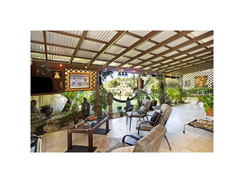 22 Lakes Drive, Tweed Heads West NSW 2485