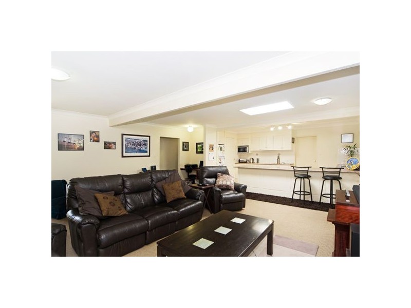 22 Lakes Drive, Tweed Heads West NSW 2485
