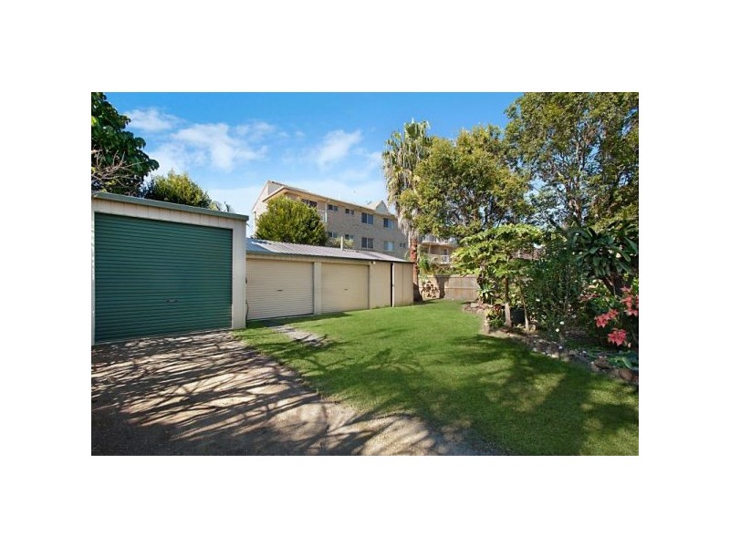 2 Gray St, Tweed Heads West NSW 2485