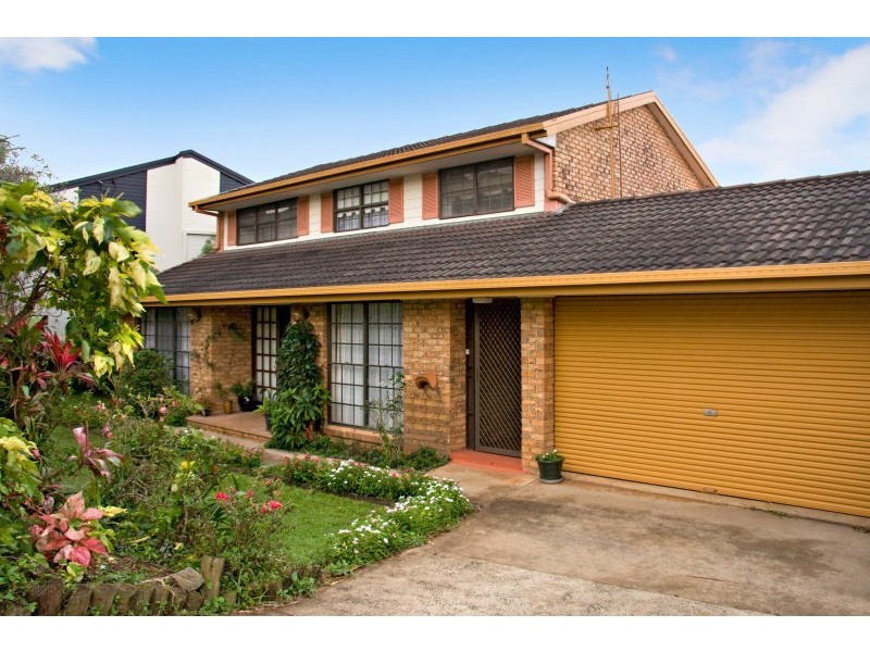 11 Goonal Place, Banora Point NSW 2486