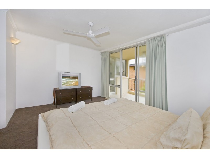 303/255 Boundary Street, Rainbow Bay QLD 4225