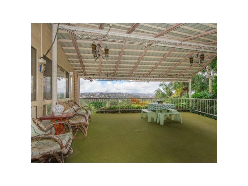 10 Castlecrag Avenue, Banora Point NSW 2486