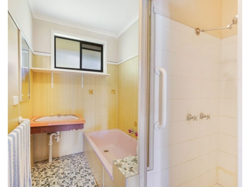 18 Piggabeen Road, Tweed Heads West NSW 2485