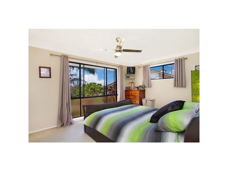 1/3 Keys Ave, Banora Point NSW 2486