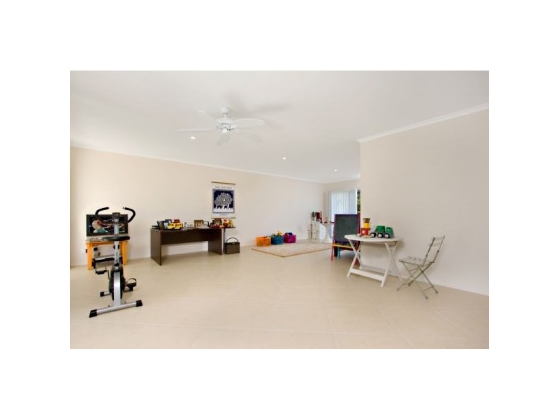 11 Thomas Waters Rd, Tallebudgera Valley QLD 4228