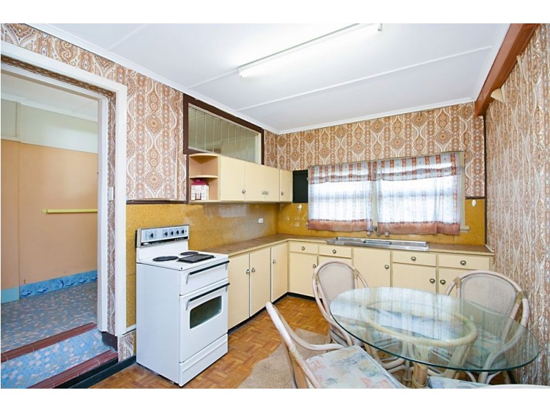 31 Rutledge Street, Coolangatta QLD 4225