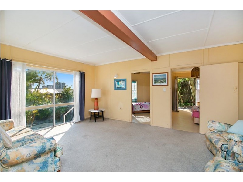 31 Rutledge Street, Coolangatta QLD 4225