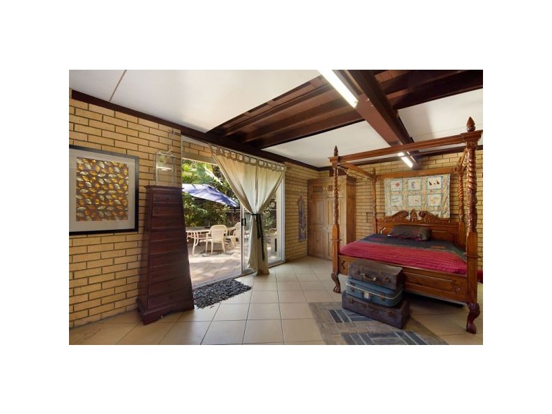 2 Gollan Drive, Tweed Heads West NSW 2485