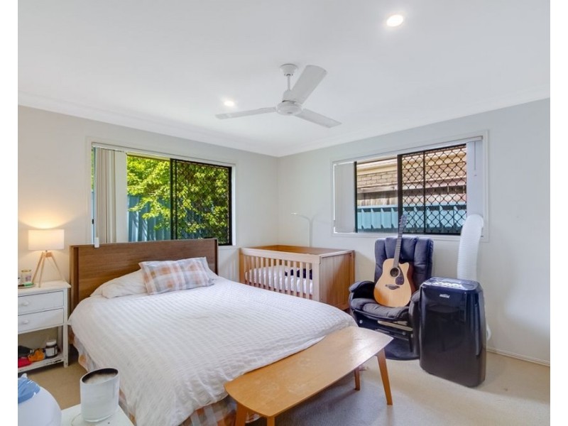 4/98 McLean St, Coolangatta QLD 4225