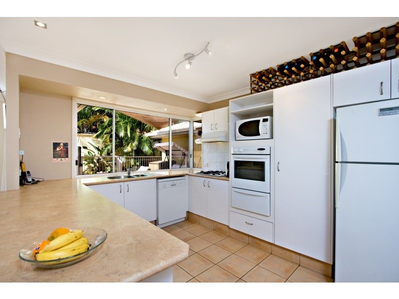 2 Dundee Drive, Banora Point NSW 2486