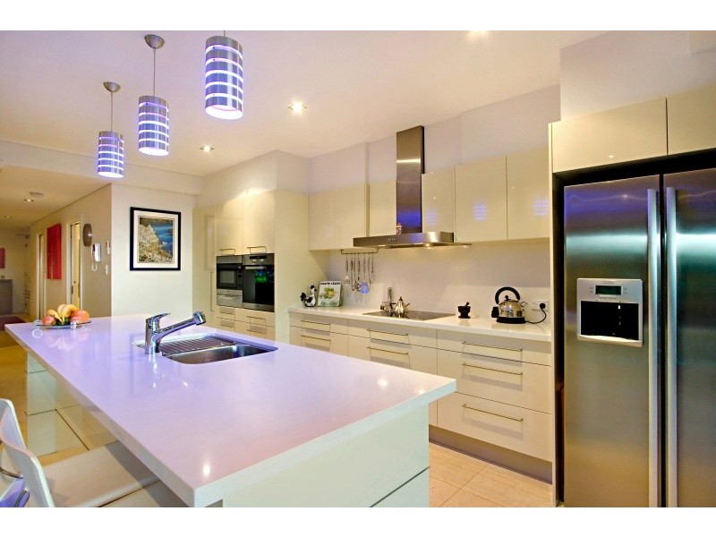 2-61 Garrick St, Coolangatta QLD 4225