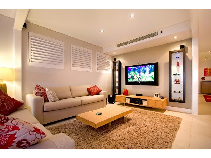 2-61 Garrick St, Coolangatta QLD 4225