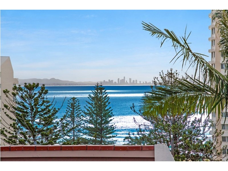 2/12B Boundary Lane, Rainbow Bay QLD 4225