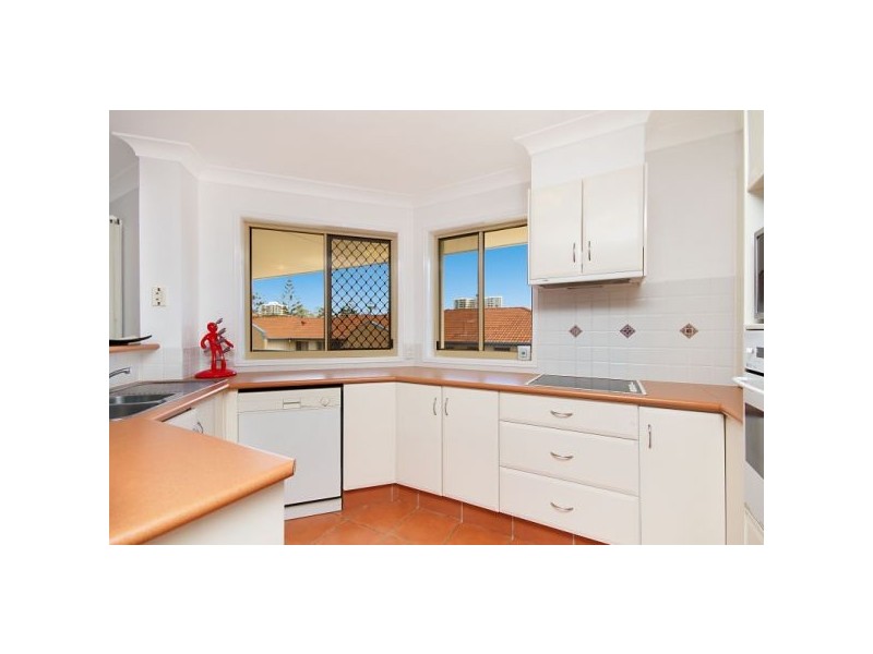 12/40 Dutton Street, Coolangatta QLD 4225